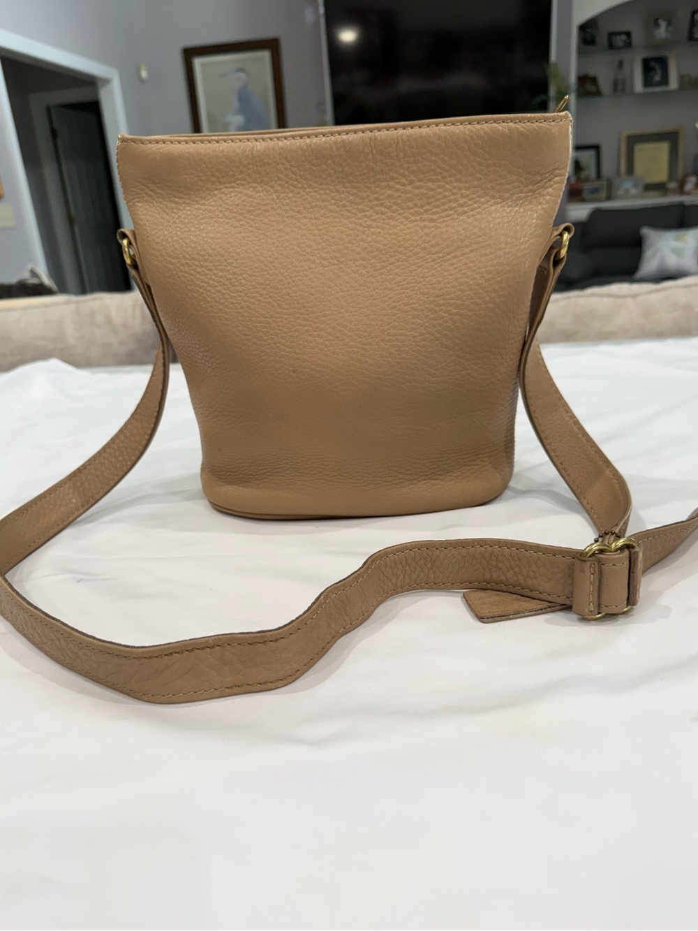 COACH VTG 1990’s Sonoma Leather Small Crossbody Bag in Camel. I love this Bag!!